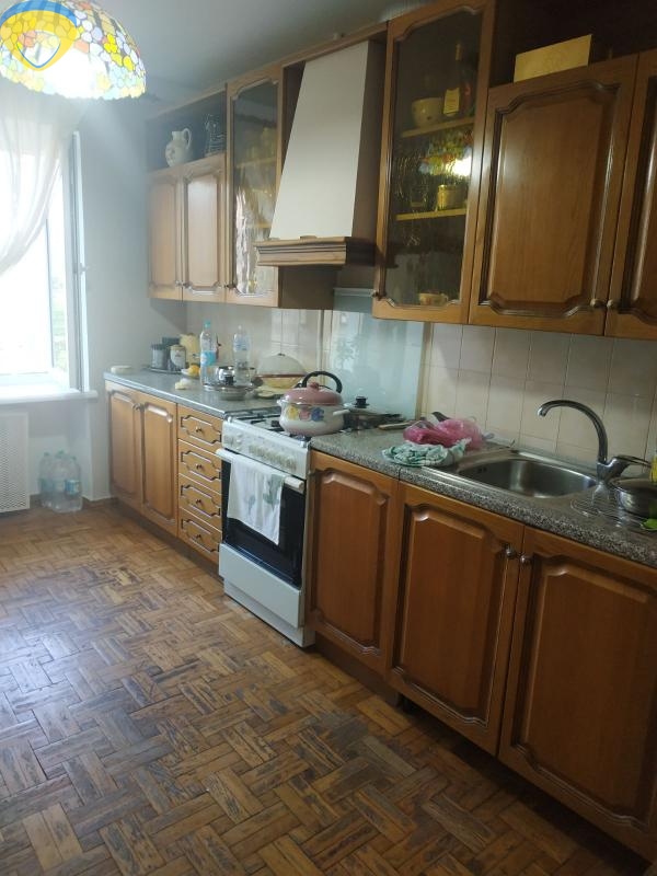 продажа трехкомнатной квартиры номер A-174282 в Приморском районе, фото номер 7